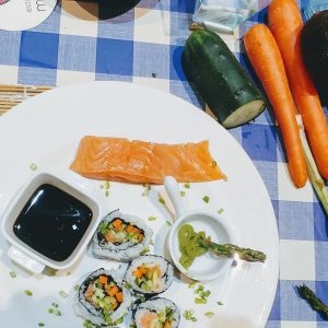 TALLER FAIMILIAR DE SUSHI